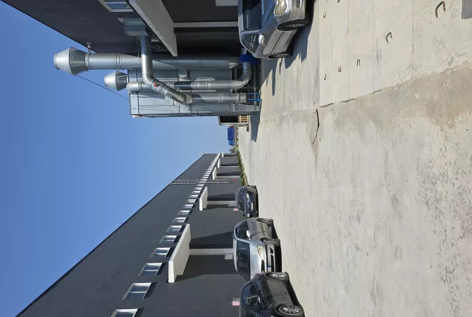 JEPEN ME QERA 2 KAPANONE NE AUTOSTRADEN TIRANE - DURRES 