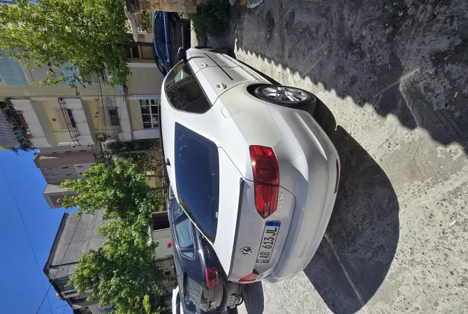 Auto in Vendita a Durazzo, Volkswagen, 2013 gasoline-gas,Kambio Automatik Pagamento 75,000  Euro.