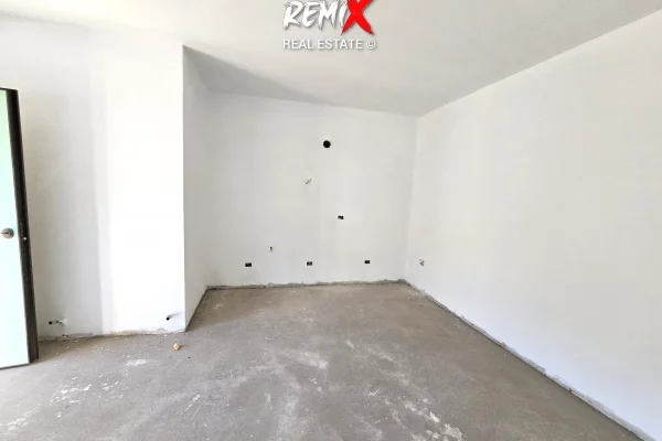 Shtepi ne shitje Apartament ne Durres, 2+1, Mobilimi E mobiluar, Pagesa 80,000  Euro.