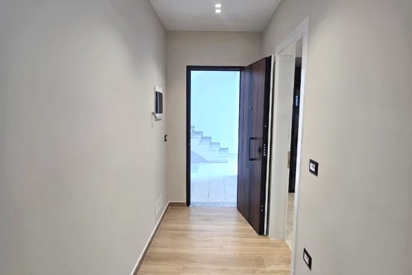 Shtepi me qera Apartament ne Durres, 1+1, Mobilimi E mobiluar, Pagesa 300  Euro.