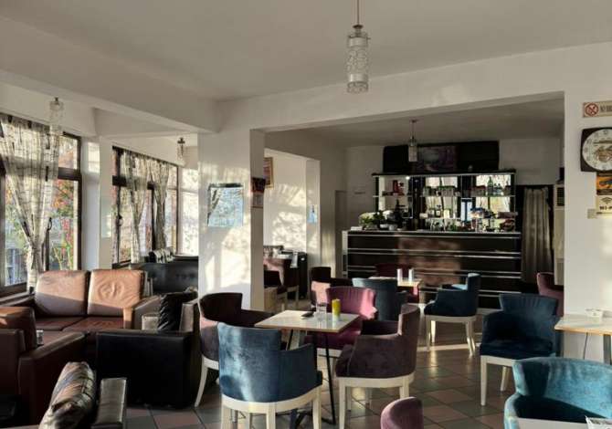 Ambient biznesi me qera 2+1 ne Lezhe - 800 Euro