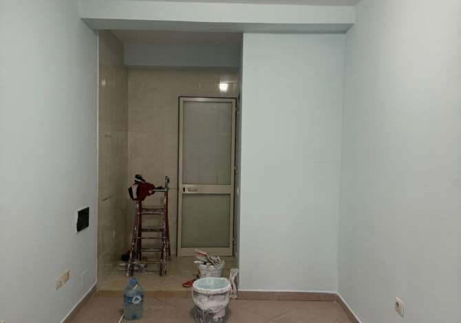 Ambient biznesi me qera 1+1 ne Tirane - 200 Euro