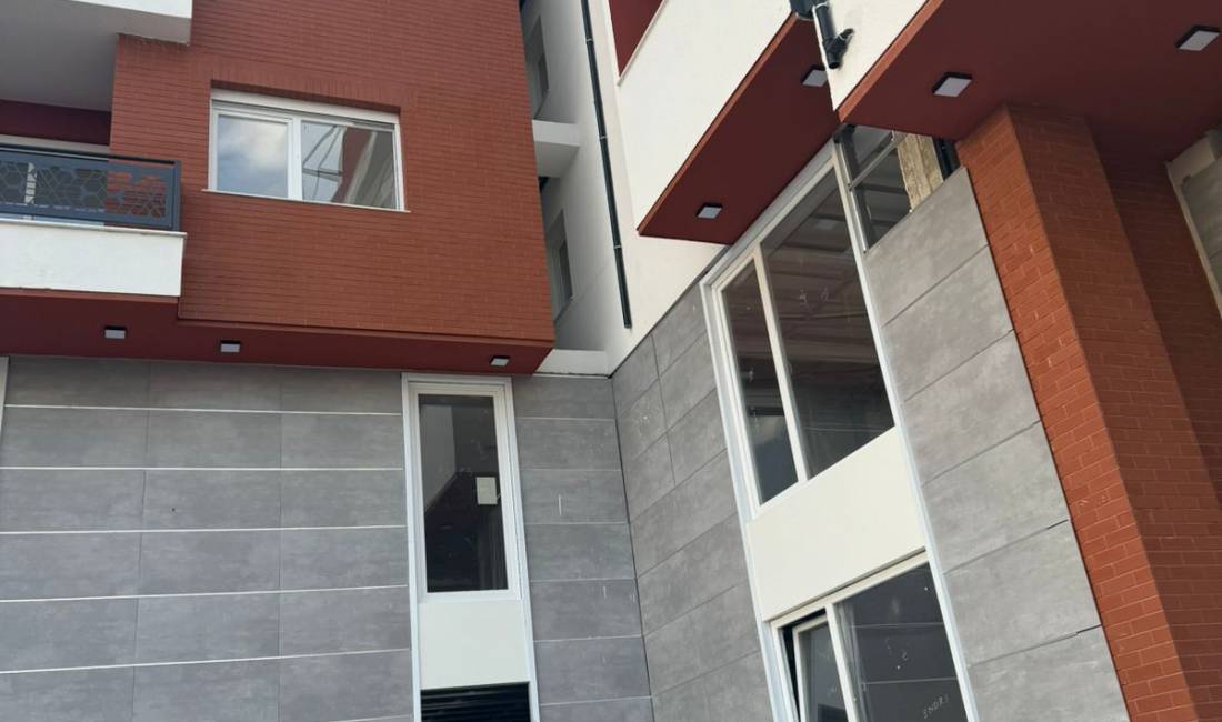 ⚜KERKOJ APARTAMENT ME QERA  3+1 TE STADIUMI DINAMO,BLLOKU,LIQENI⚜