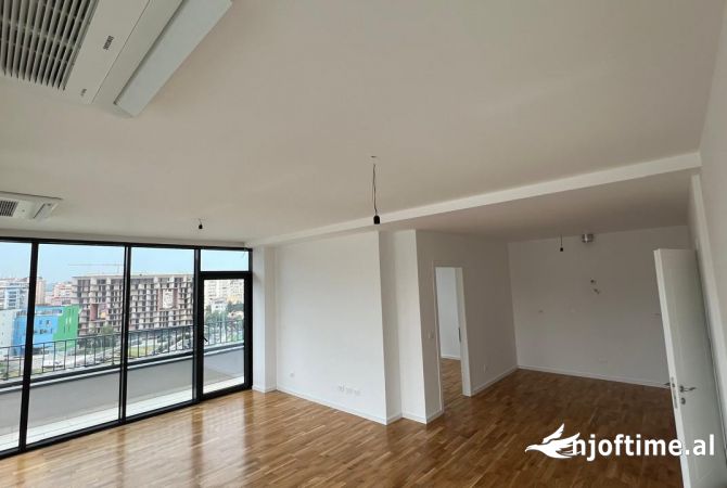 Jepen 3 Ambjente me Qera per Zyra  tek Rruga e Kosovarve 