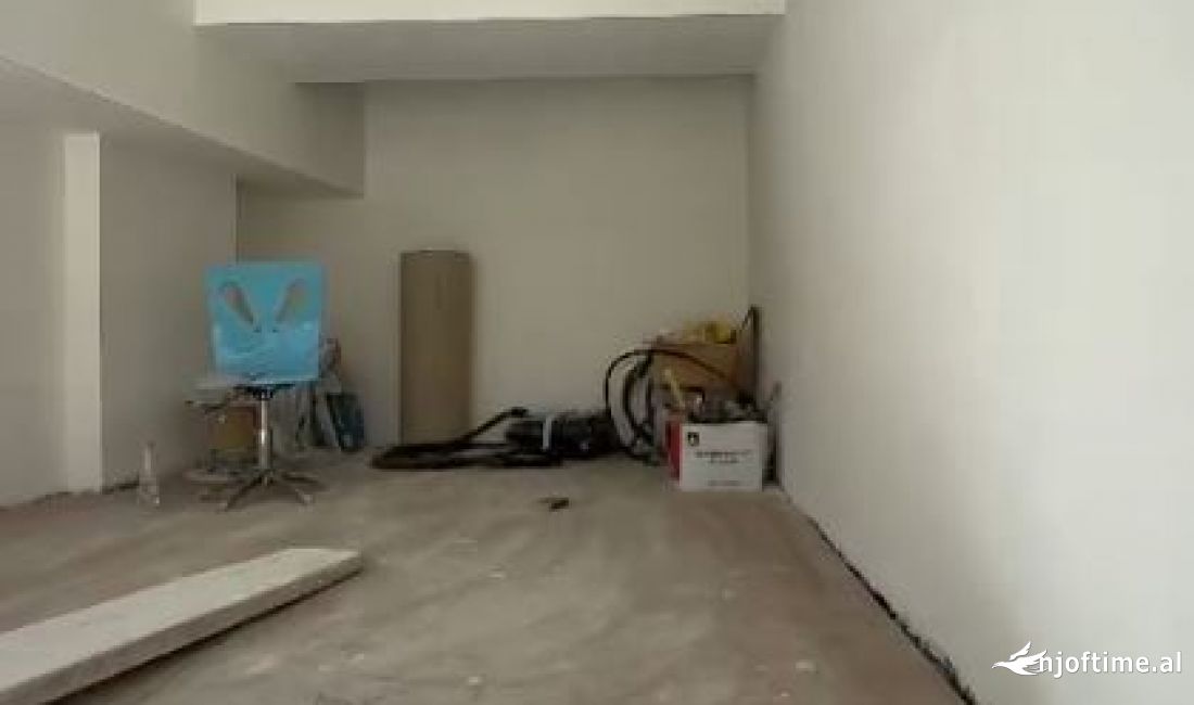 Jepet Ambjenti me Qera tek Lake View me Super Cmim