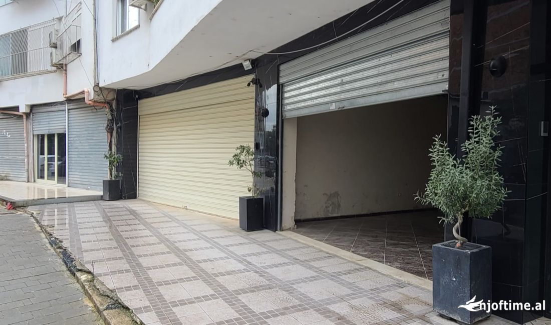 Jepet Ambjent Biznesi me Qera ne Astir