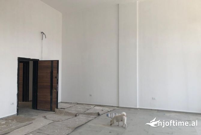 Business Property in Sale 1+1 in Tirana - 250,000 Euro