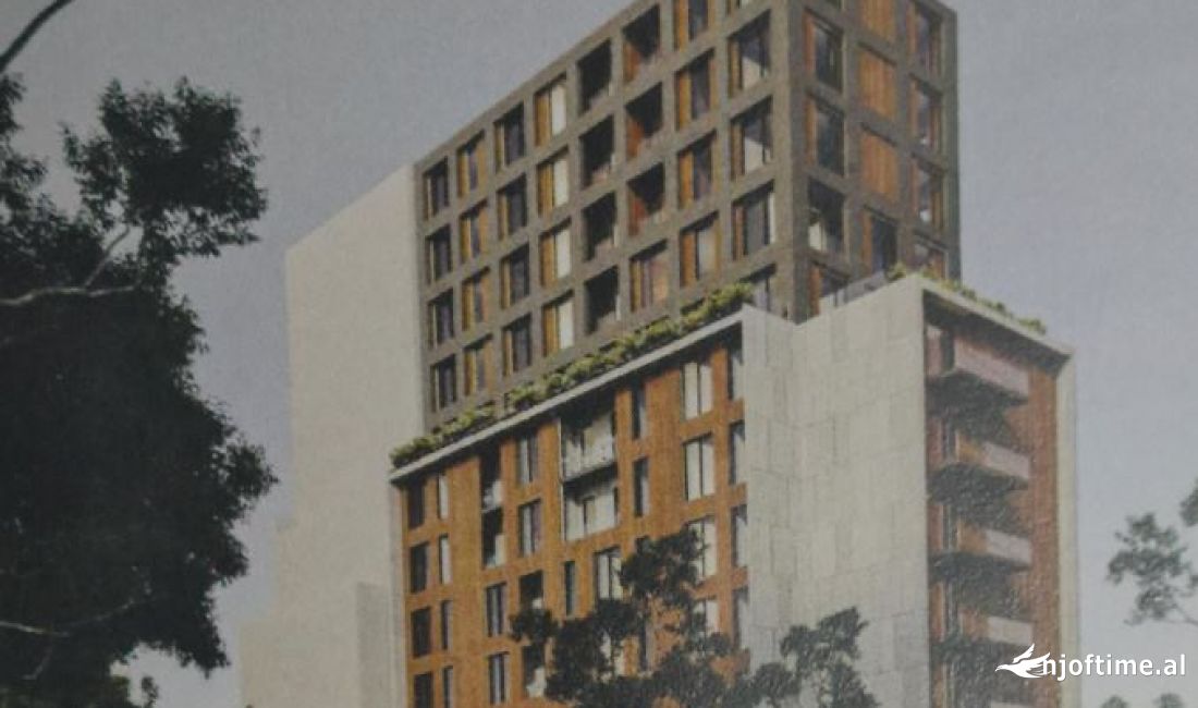 JEPET AMBJENT BIZNESI NE SHITJE NE RRUGEN DRITAN HOXHA.