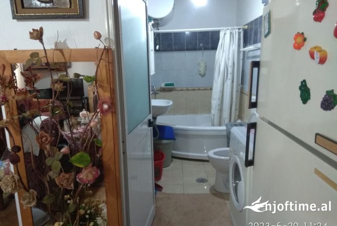 Shtepi ne shitje Shtepi Private ne Berat, 1+1, Mobilimi E mobiluar, Pagesa 65,000  Euro.