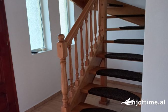 Appartamento in affitto a Tirana 4+1, Arredato
