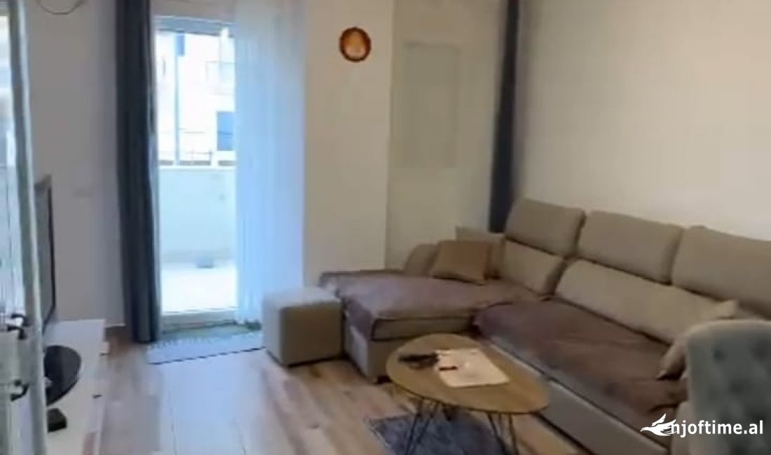 Shtepi ne shitje Apartament ne Lezhe, 2+1, Mobilimi E mobiluar, Pagesa 84,000  Euro.