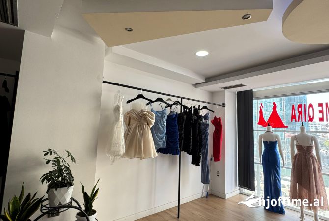 Ambiente Commerciale in Affitto 1+1 a Tirana - 700 Euro