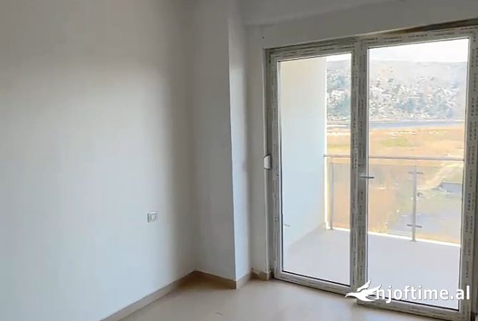 Shtepi ne shitje Apartament ne Lezhe, 1+1, Mobilimi Bosh, pa mobiluar, Pagesa 72,600  Euro.