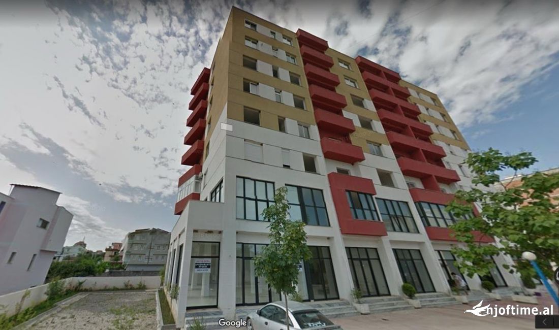Shtepi ne shitje Apartament ne Tirane, 2+1, Mobilimi Bosh, pa mobiluar, Pagesa 83,000  Euro.