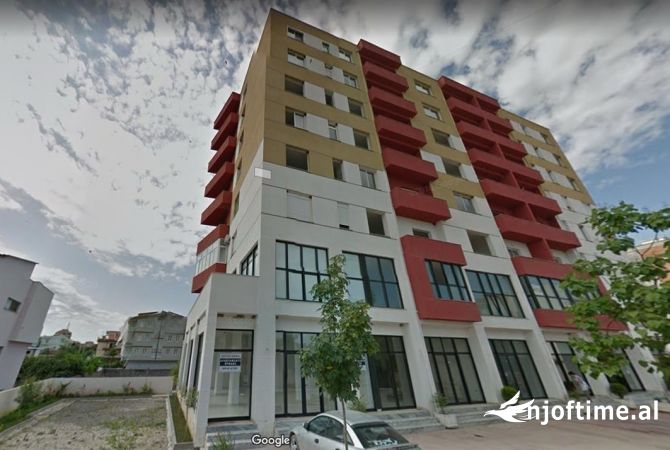 Shtepi ne shitje Apartament ne Tirane, 2+1, Mobilimi Bosh, pa mobiluar, Pagesa 83,000  Euro.