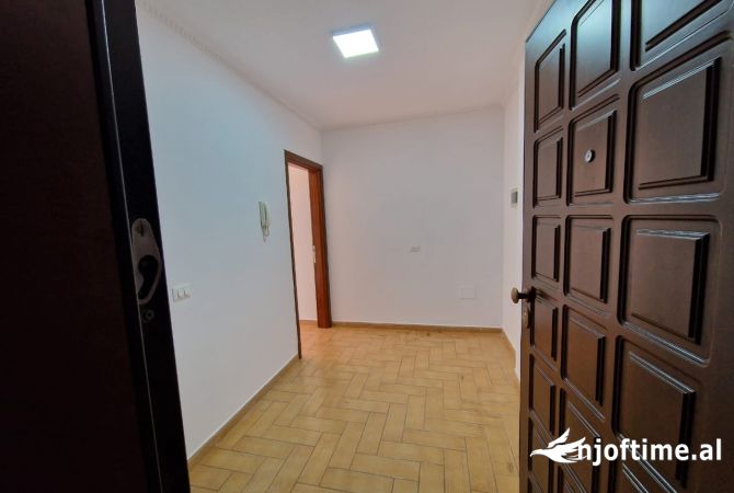 🔥Jepet me Qera  Super Ambienti per Zyra 157m2 total ne Bllok