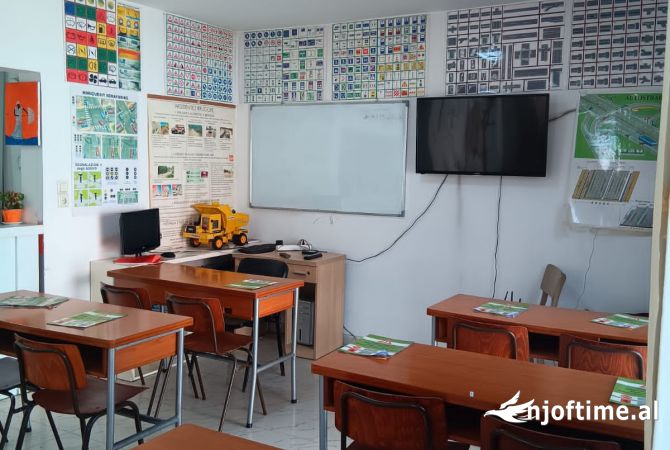 Ambient biznesi ne shitje 1+1 ne Tirane - 120,000 Euro