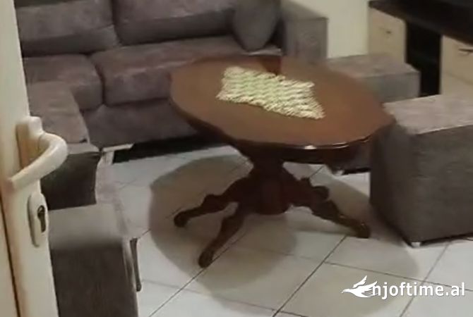 Shtepi me qera Shtepi Private ne Tirane, 1+1, Mobilimi E mobiluar, Pagesa 350  Euro.