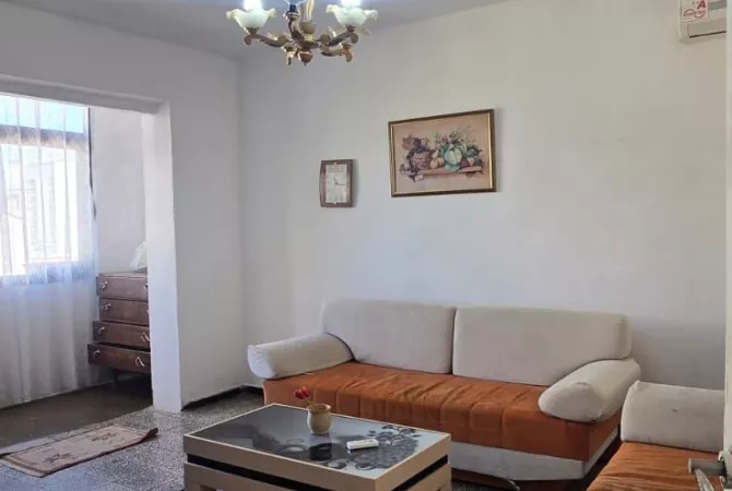 Shtepi ne shitje 1+1 ne Tirane - 122,000 Euro