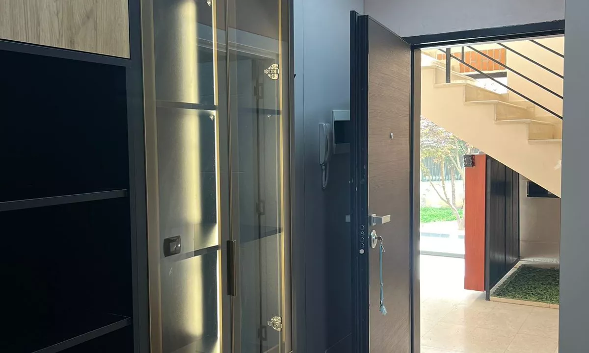 🏢 Jepet me Qera Zyre tek Mine Peza Afer Prokurorise