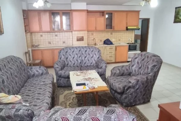 Shtepi ne shitje 1+1 ne Tirane - 96,000 Euro