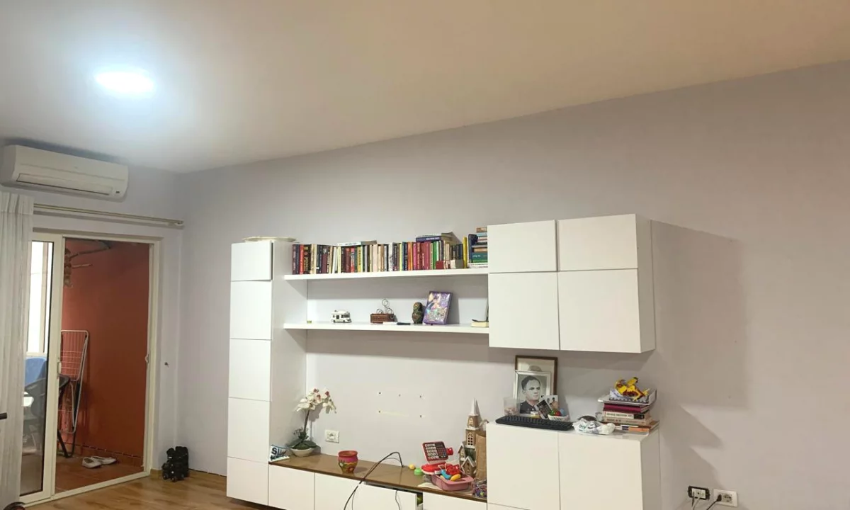 Shtepi me qera Apartament ne Tirane, 2+1, Mobilimi E mobiluar, Pagesa 550  Euro.