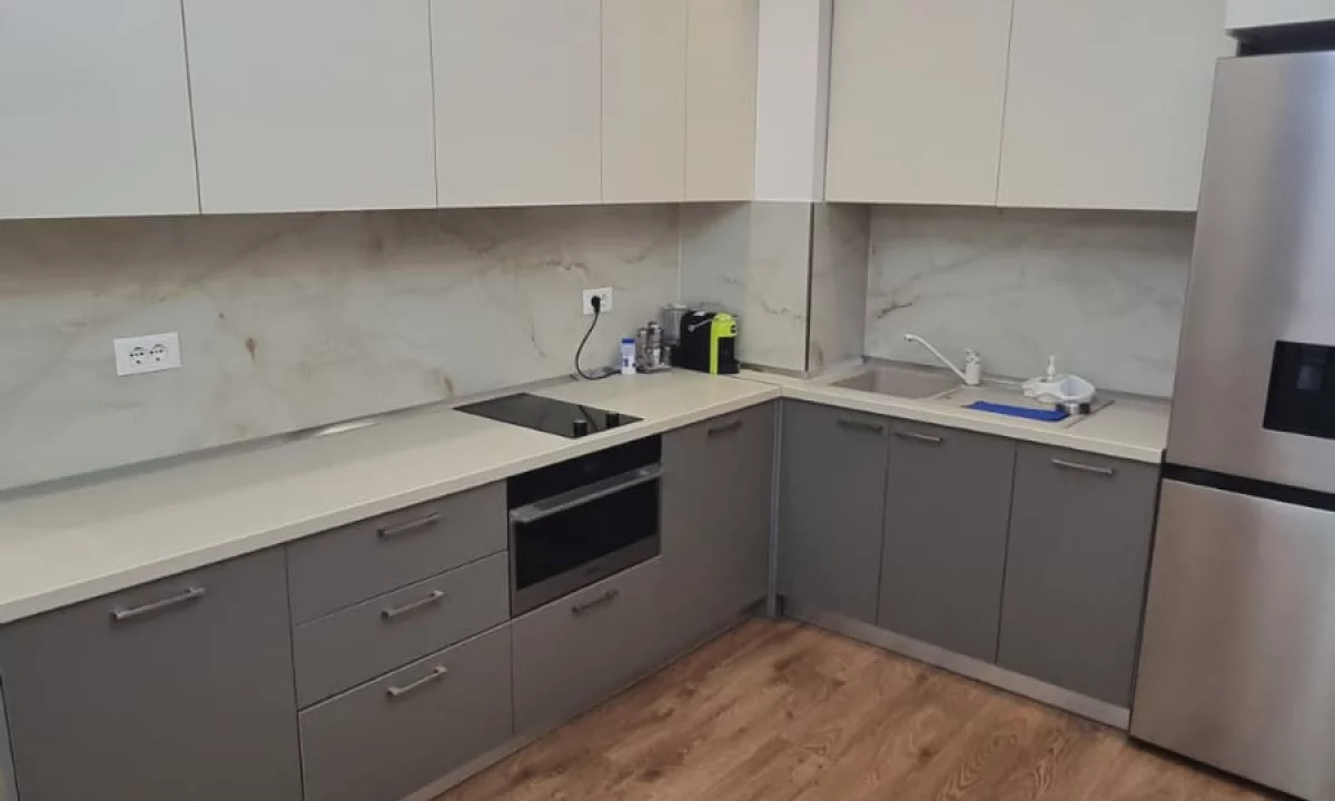 Shtepi ne shitje Apartament ne Tirane, 2+1, Mobilimi E mobiluar, Pagesa 460,000  Euro.