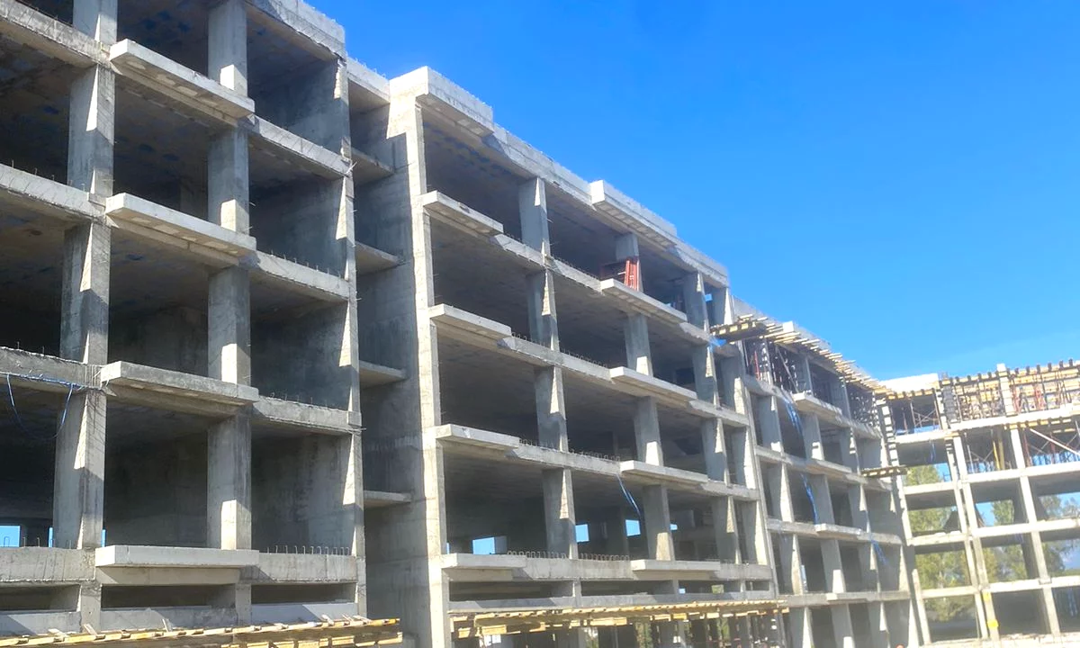 Shtepi ne shitje Apartament ne Tirane, 1+1, Mobilimi Bosh, pa mobiluar, Pagesa 63,520  Euro.