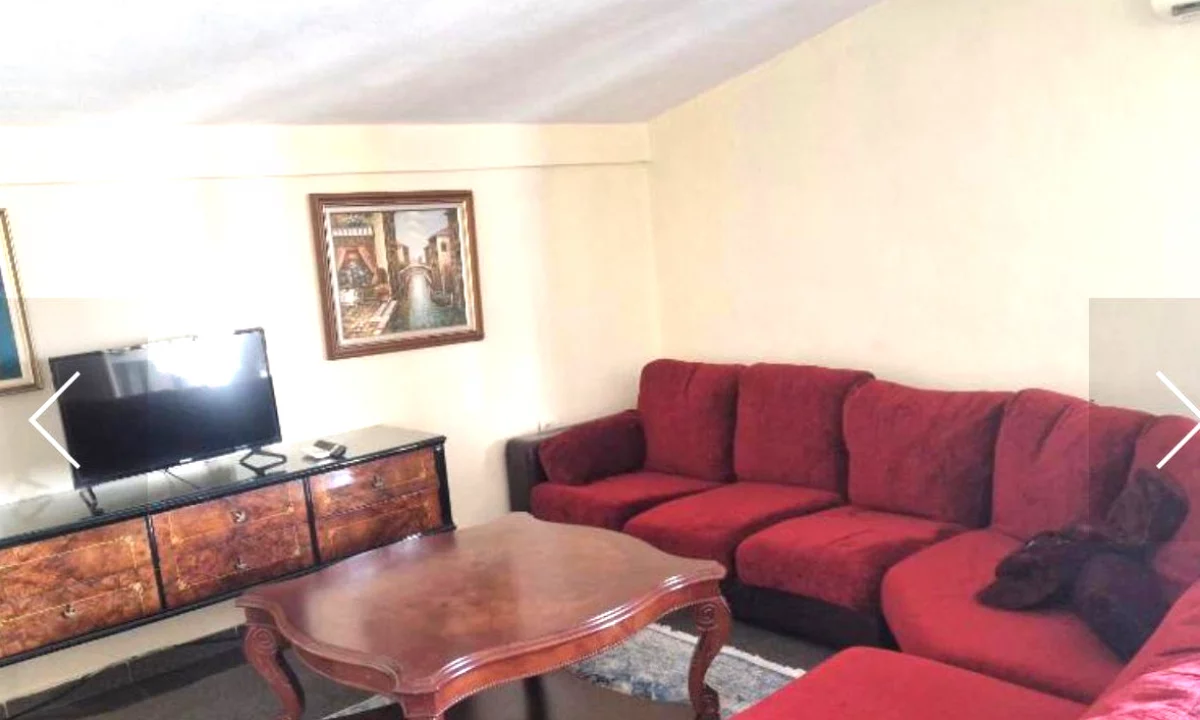 Shtepi me qera Shtepi Private ne Tirane, 2+1, Mobilimi E mobiluar, Pagesa 450  Euro.