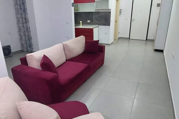 House for Rent Garsoniere in Tirana - 300 Euro