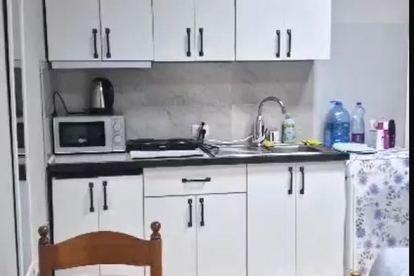 Shtepi me qera Garsoniere ne Tirane - 400 Euro