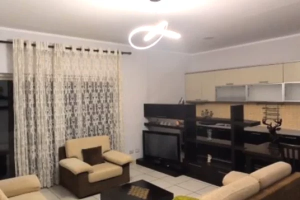 Casa in affitto 2+1 a Tirana - 600 Euro