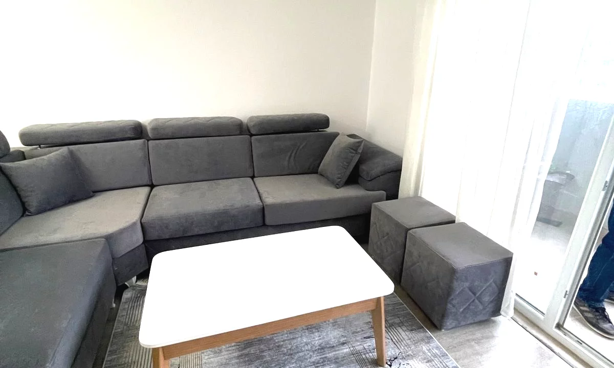 Appartamento in affitto a Tirana 3+1, Arredato