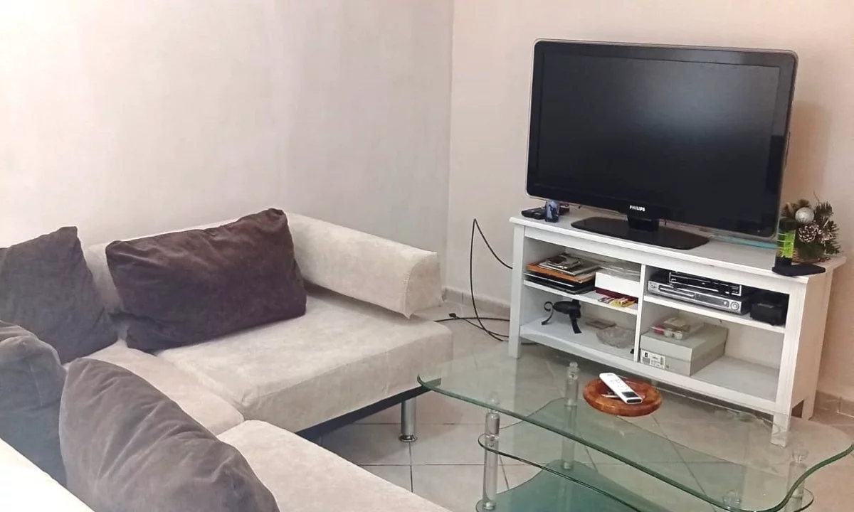 Shtepi me qera Apartament ne Tirane, 1+1, Mobilimi E mobiluar, Pagesa 350  Euro.