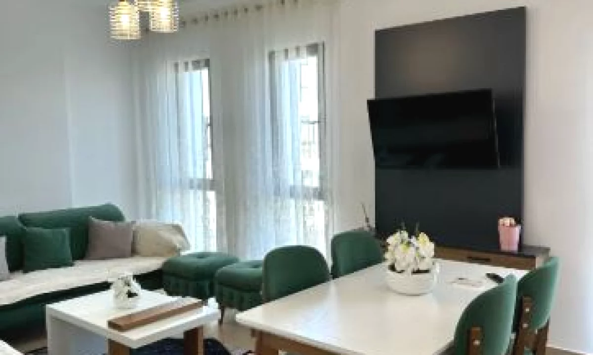 Shtepi me qera Apartament ne Tirane, 1+1, Mobilimi E mobiluar, Pagesa 600  Euro.