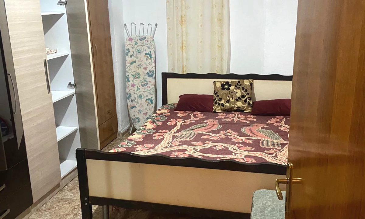 Shtepi me qera Apartament ne Tirane, 1+1, Mobilimi E mobiluar, Pagesa 420  Euro.