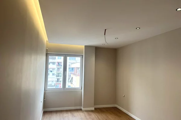 🏡 Jepet me Qera Super Apartament 2+1+2 per zyra,5 Maj pas Concordit