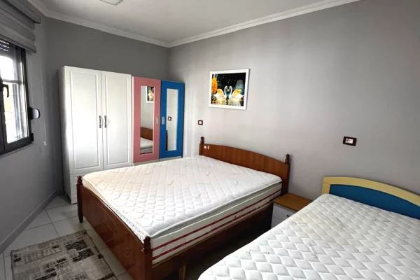 Shtepi me qera Apartament ne Tirane, 1+1, Mobilimi E mobiluar, Pagesa 500  Euro.