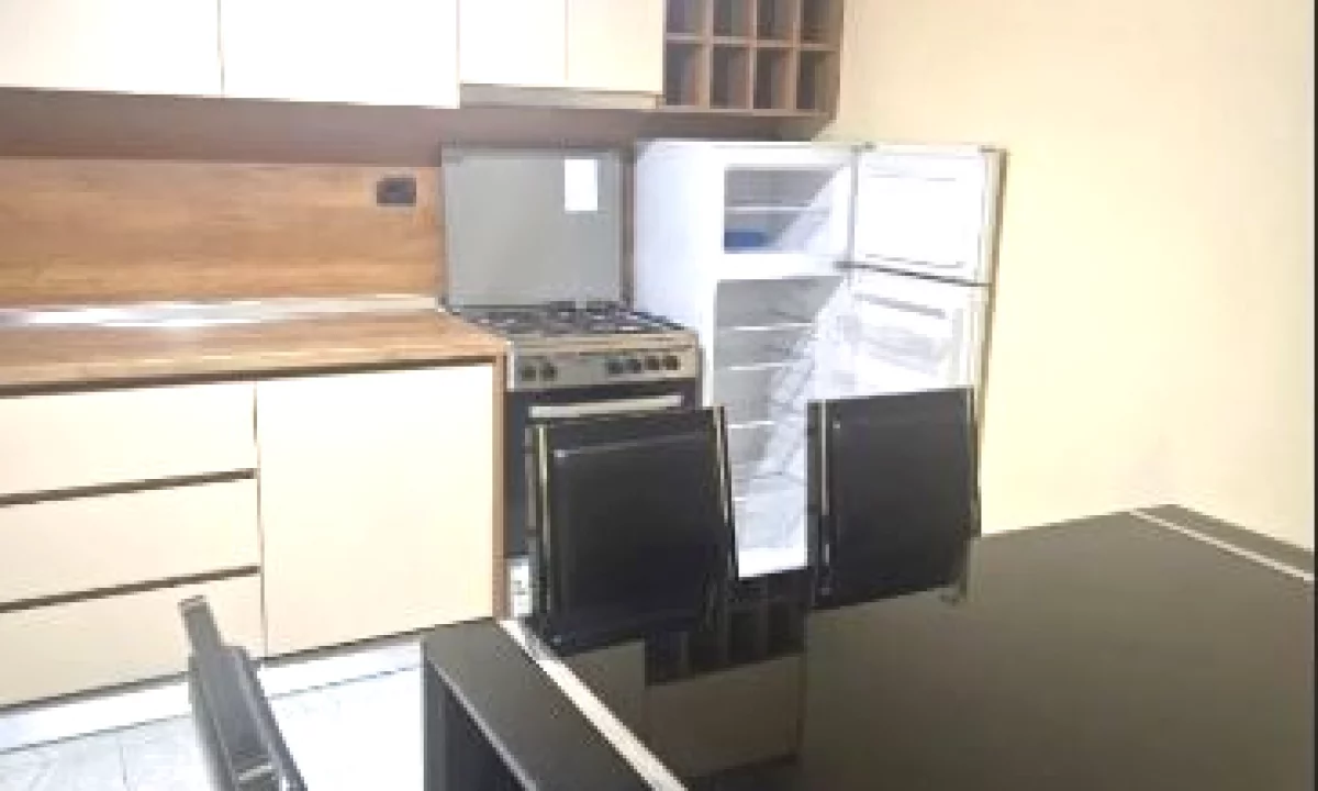 Appartamento in affitto a Tirana 1+1, Arredato