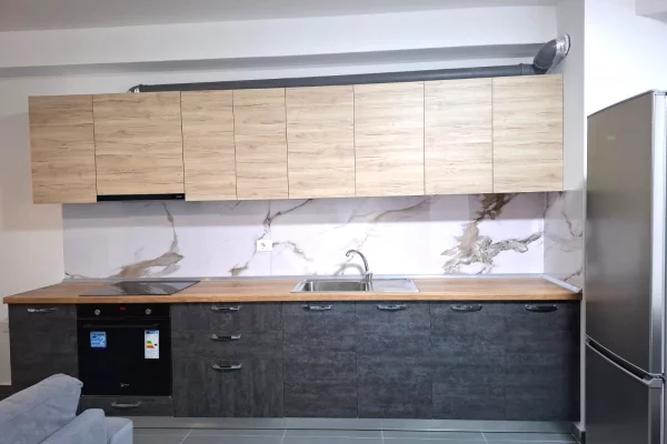 Shtepi me qera Apartament ne Tirane, 3+1, Mobilimi E mobiluar, Pagesa 650  Euro.