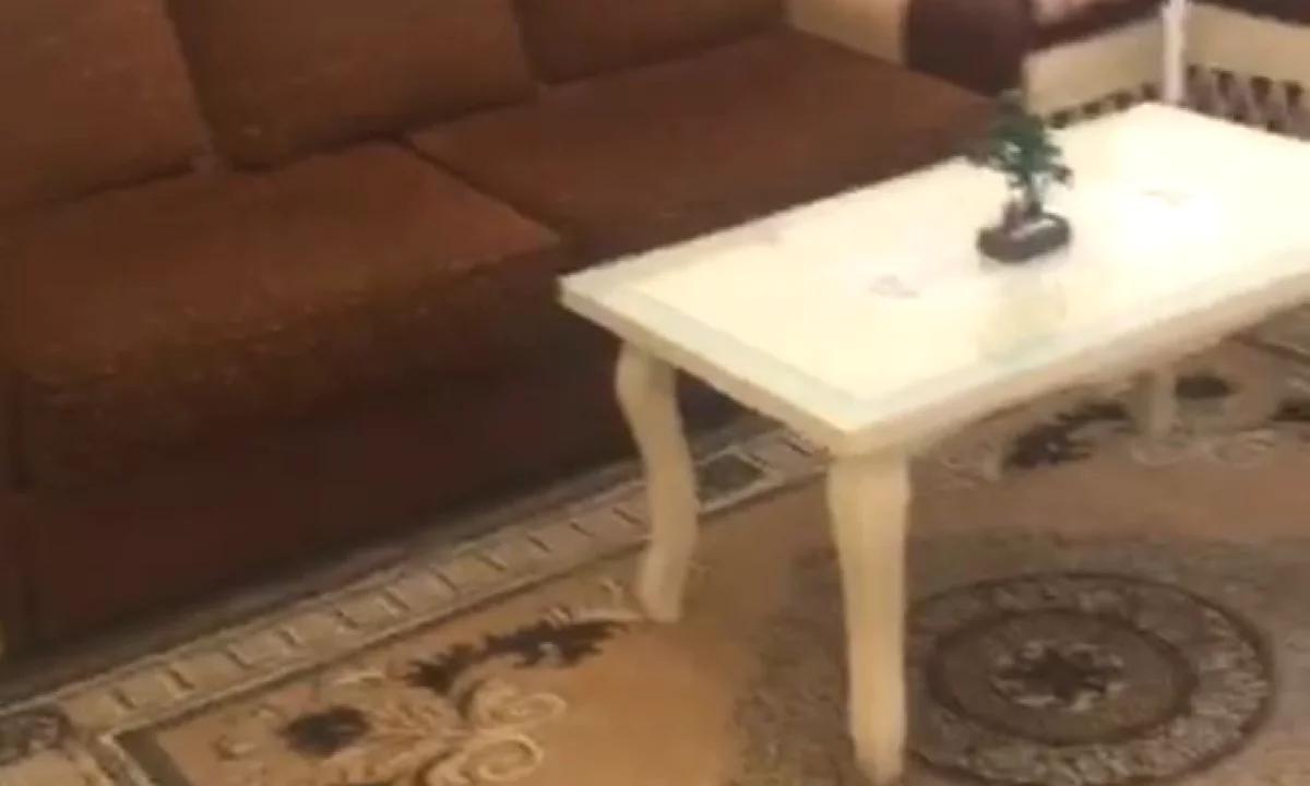 Shtepi me qera Apartament ne Tirane, 2+1, Mobilimi E mobiluar, Pagesa 400  Euro.