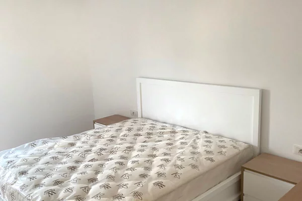Shtepi me qera Apartament ne Tirane, 1+1, Mobilimi E mobiluar, Pagesa 600  Euro.