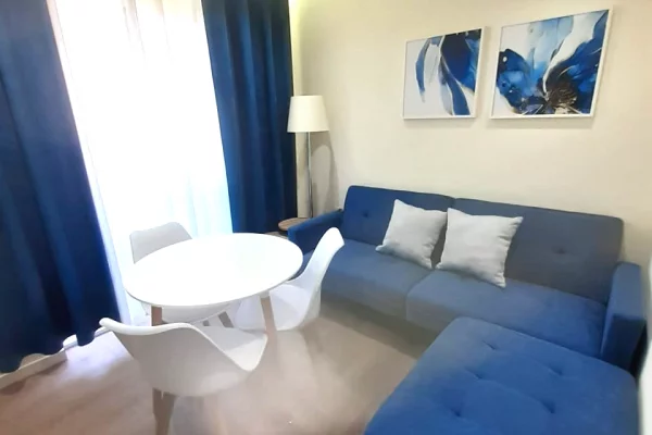 Shtepi me qera 1+1 ne Tirane - 490 Euro