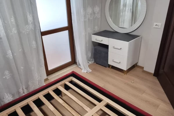 Shtepi me qera Apartament ne Tirane, 1+1, Mobilimi E mobiluar, Pagesa 600  Euro.