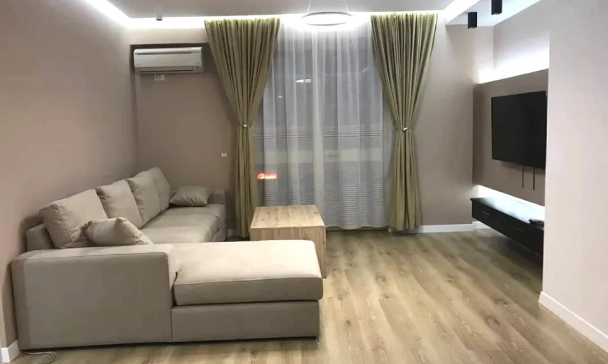 Shtepi me qera Apartament ne Tirane, 1+1, Mobilimi E mobiluar, Pagesa 700  Euro.