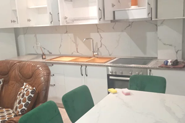 🏡 Jepet me Qera Apartament 2+1 ne Astir