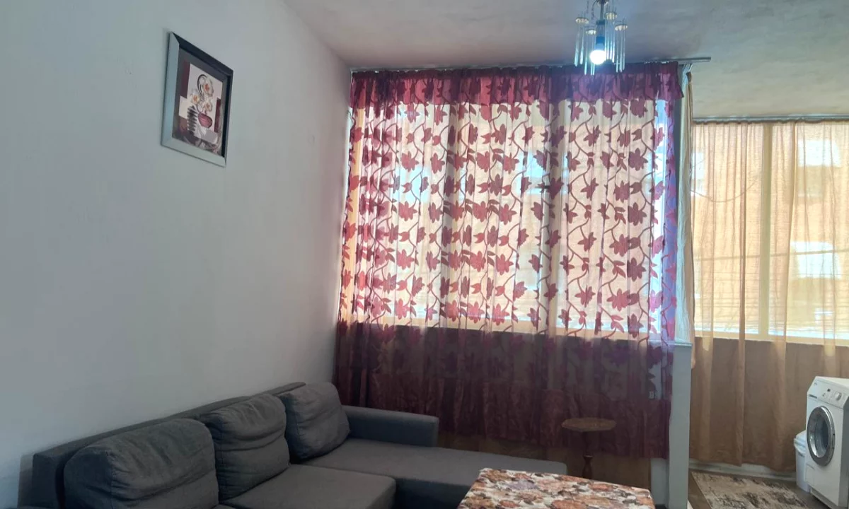 Shtepi me qera Apartament ne Tirane, 1+1, Mobilimi E mobiluar, Pagesa 320  Euro.