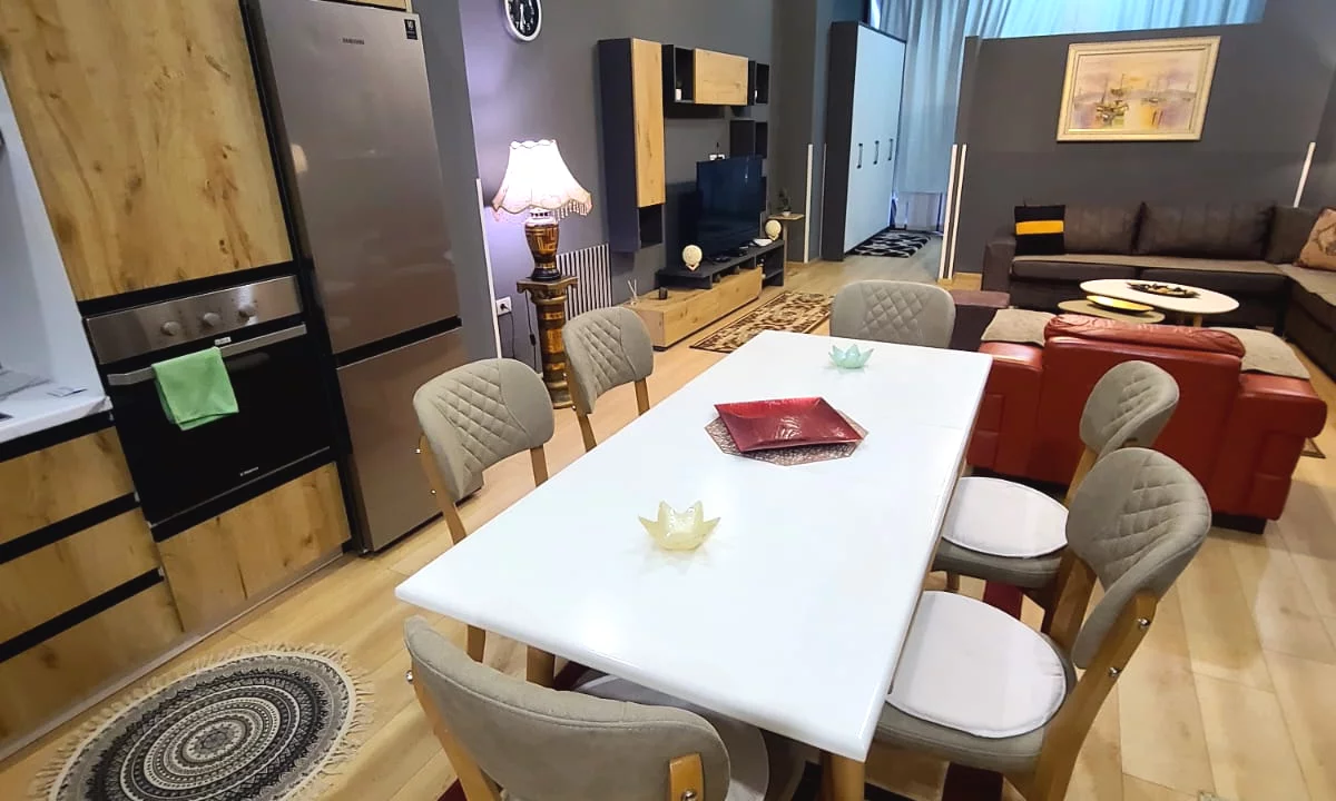 Appartamento in affitto a Tirana 1+1, Arredato