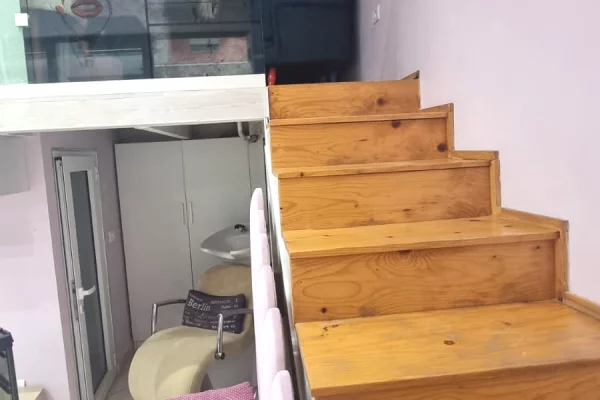 Ambient biznesi me qera 1+1 ne Tirane - 500 Euro