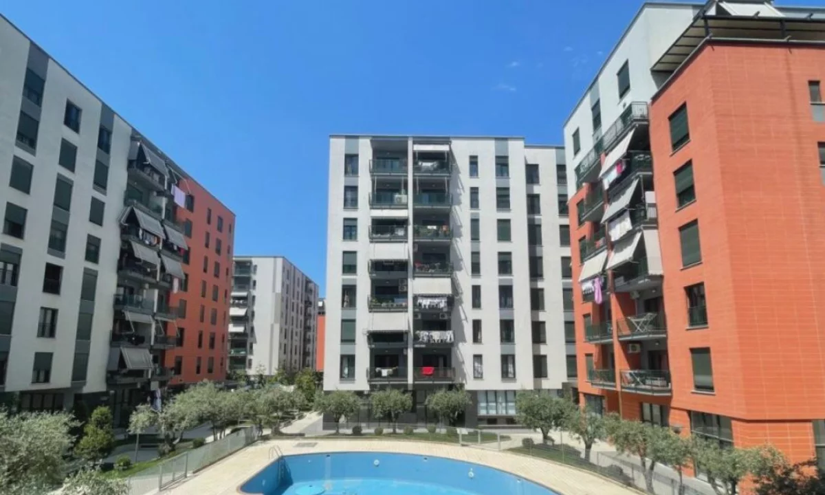 🏢 Jepet me Qera Ambient Biznesi ne Astir